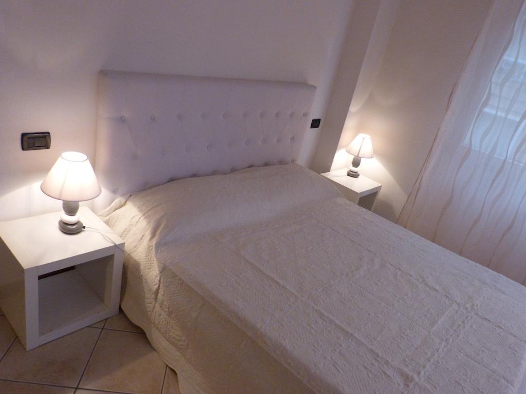 Apartmán Residenza Ugo Bassi Boloňa Pokoj fotografie
