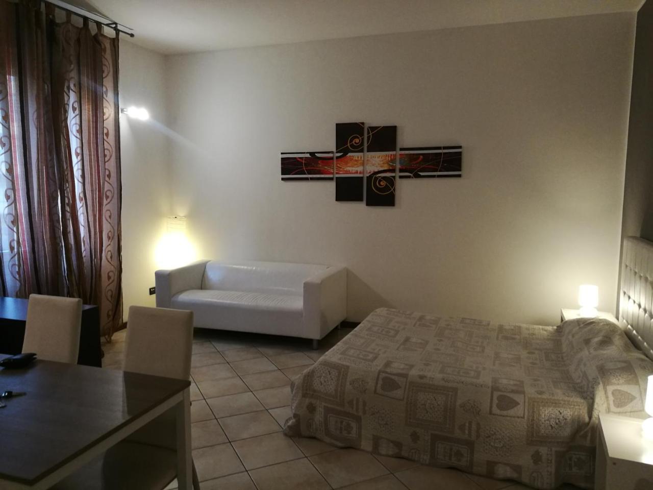 Apartmán Residenza Ugo Bassi Boloňa Exteriér fotografie